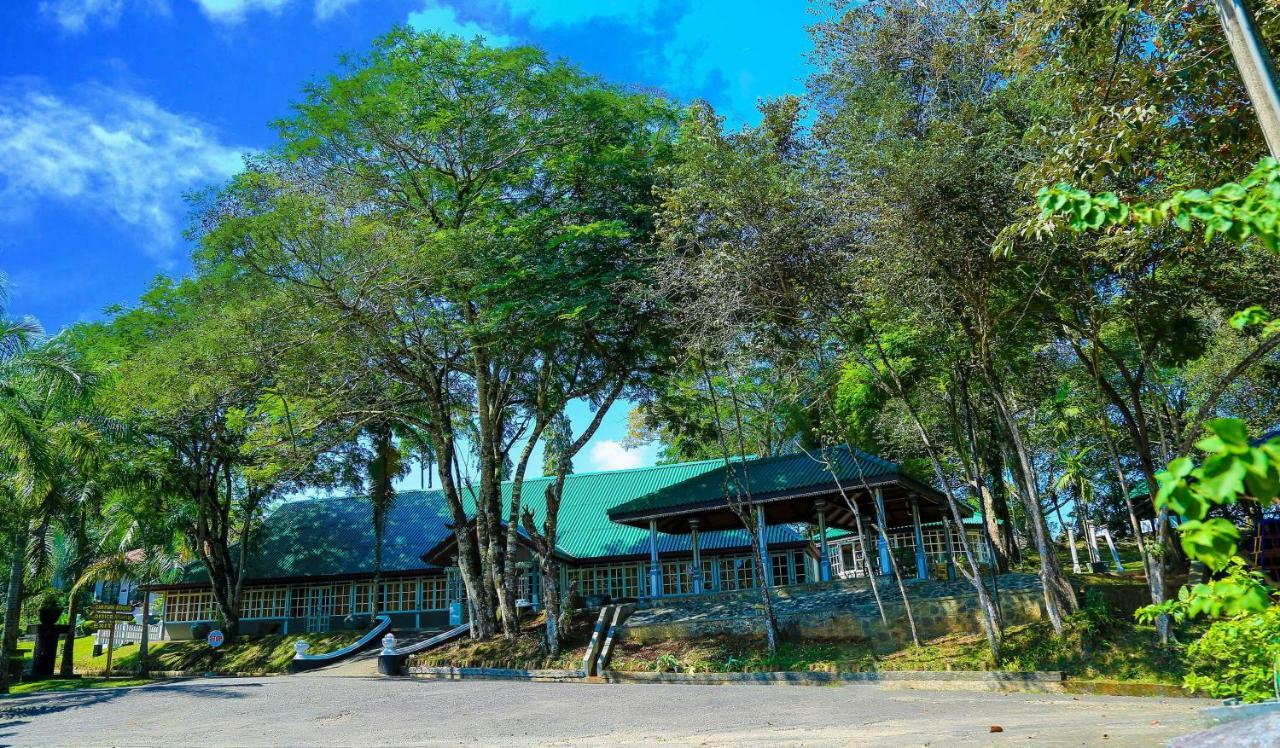 Rajanawa Resort Ratnapura Exterior photo